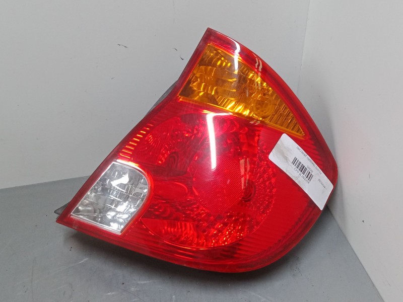 Recambio de piloto trasero derecho para hyundai accent ii (lc) 1.3 referencia OEM IAM 92402257  