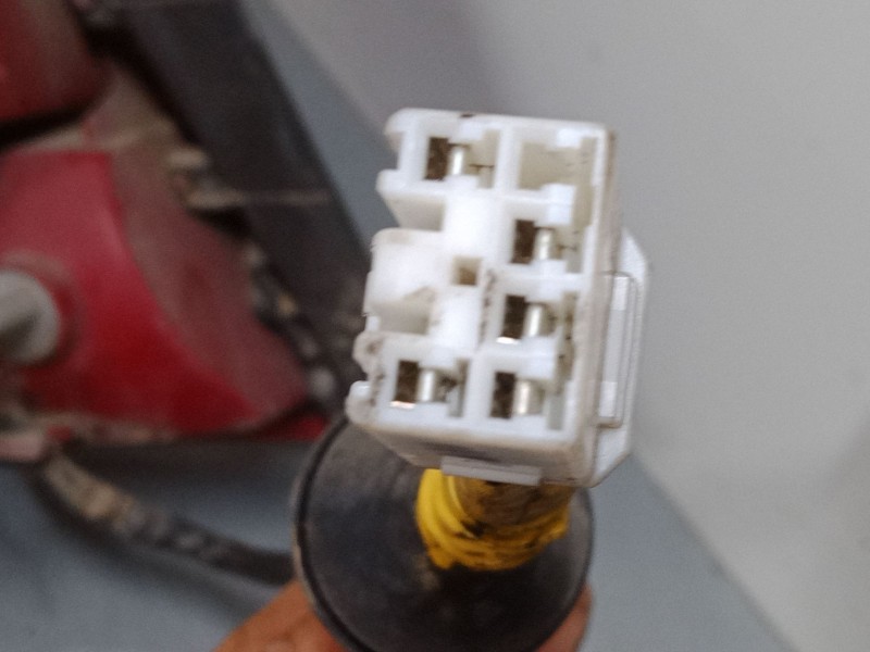 Recambio de piloto trasero derecho para hyundai accent ii (lc) 1.3 referencia OEM IAM 92402257  