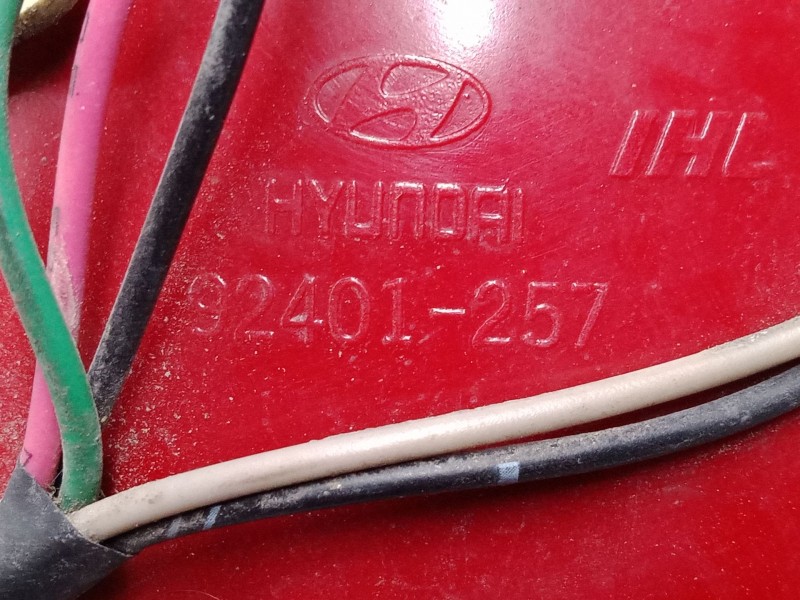 Recambio de piloto trasero izquierdo para hyundai accent ii (lc) 1.3 referencia OEM IAM 92401257  