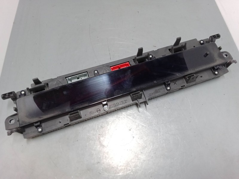 Recambio de cuadro instrumentos para renault scénic ii (jm0/1_) 1.6 16v (jm1r) referencia OEM IAM 8200704463A  