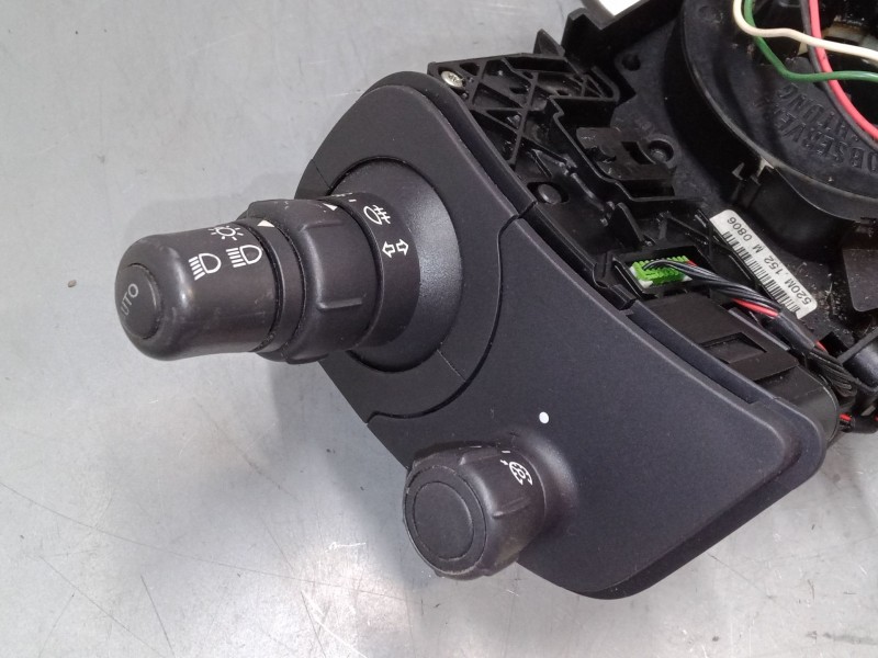 Recambio de mando luces para renault scénic ii (jm0/1_) 1.6 16v (jm1r) referencia OEM IAM 8200127728  