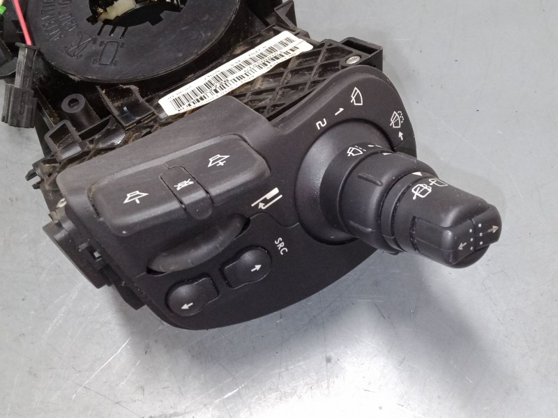 Recambio de mando luces para renault scénic ii (jm0/1_) 1.6 16v (jm1r) referencia OEM IAM 8200127728  