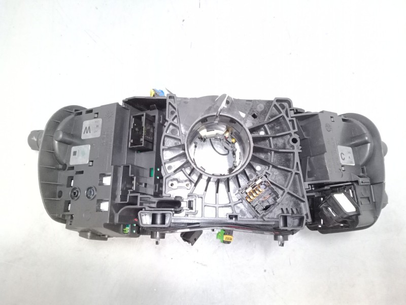 Recambio de mando luces para renault scénic ii (jm0/1_) 1.6 16v (jm1r) referencia OEM IAM 8200127728  