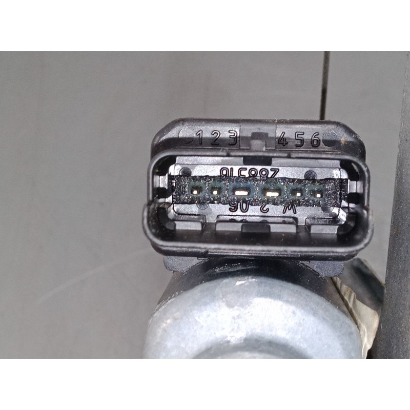 Recambio de elevalunas electrico delantero izquierdo para renault scénic ii (jm0/1_) 1.6 16v (jm1r) referencia OEM IAM   