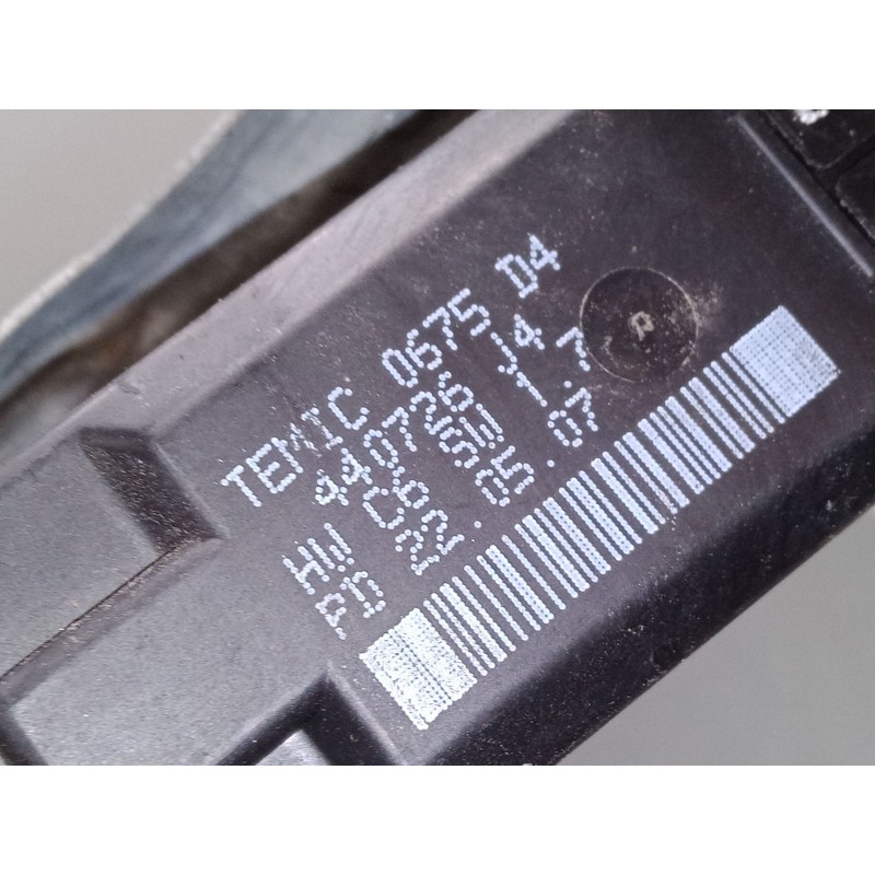 Recambio de elevalunas electrico delantero izquierdo para renault scénic ii (jm0/1_) 1.6 16v (jm1r) referencia OEM IAM   