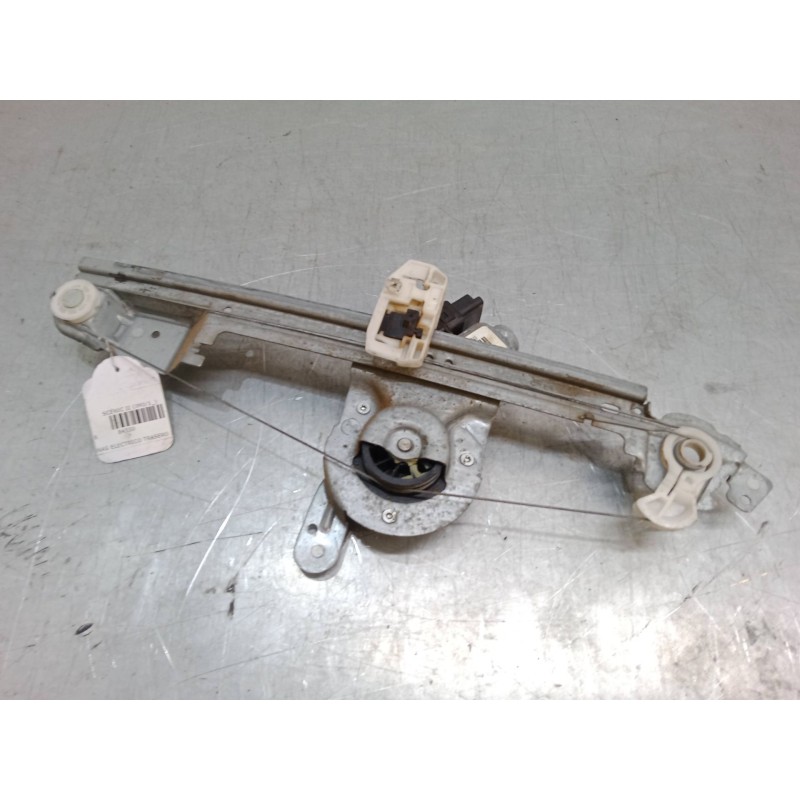 Recambio de elevalunas electrico trasero izquierdo para renault scénic ii (jm0/1_) 1.6 16v (jm1r) referencia OEM IAM   
