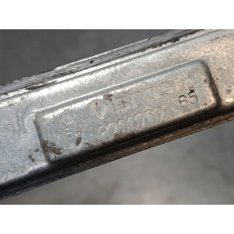 Recambio de elevalunas electrico delantero izquierdo para renault clio ii (bb_, cb_) 1.2 (bb0a, bb0f, bb10, bb1k, bb28, bb2d, bb