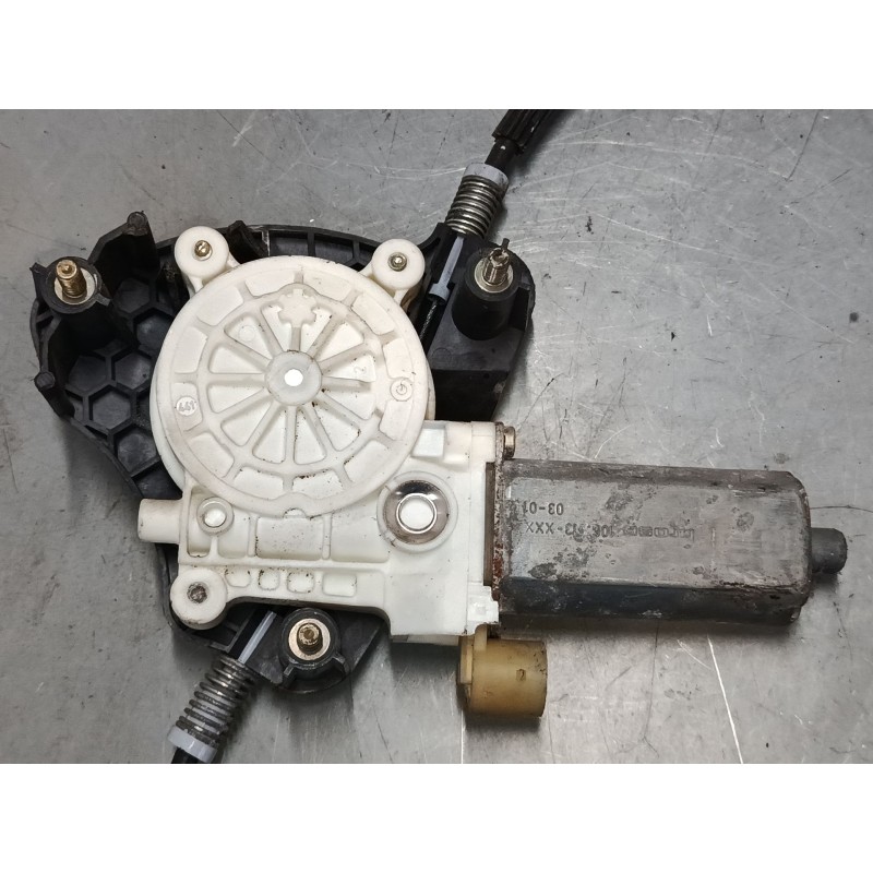 Recambio de elevalunas electrico delantero izquierdo para renault clio ii (bb_, cb_) 1.2 (bb0a, bb0f, bb10, bb1k, bb28, bb2d, bb