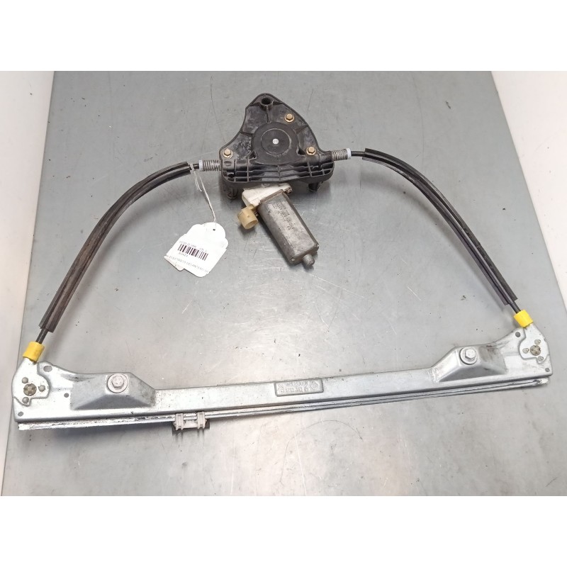 Recambio de elevalunas electrico delantero derecho para renault clio ii (bb_, cb_) 1.2 (bb0a, bb0f, bb10, bb1k, bb28, bb2d, bb2h