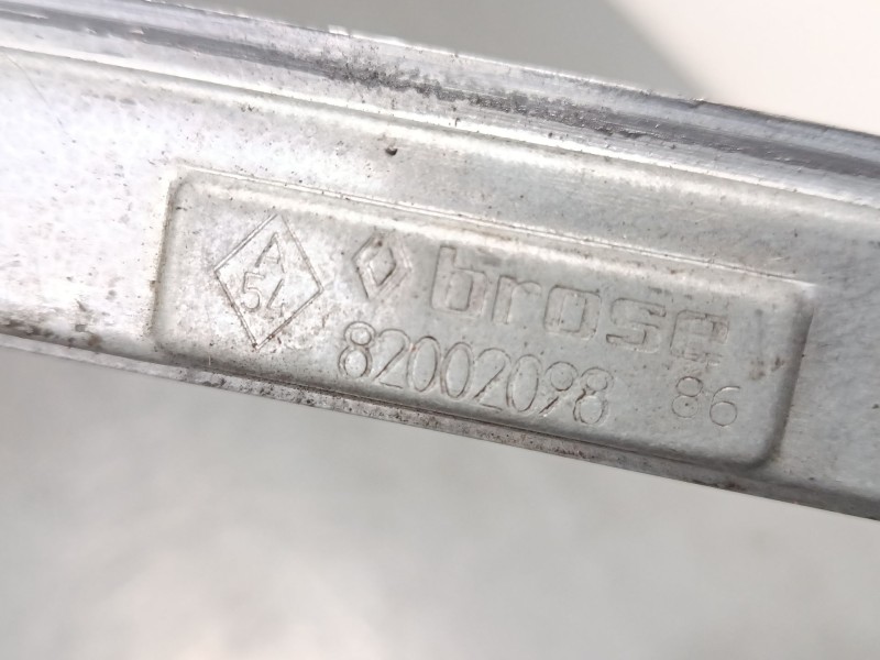 Recambio de elevalunas electrico delantero derecho para renault clio ii (bb_, cb_) 1.2 (bb0a, bb0f, bb10, bb1k, bb28, bb2d, bb2h