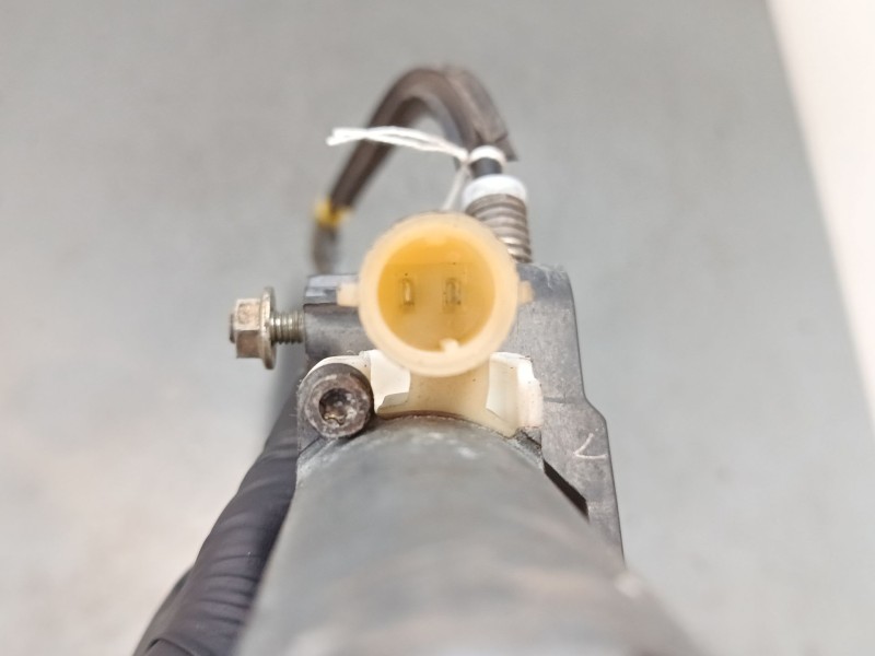 Recambio de elevalunas electrico delantero derecho para renault clio ii (bb_, cb_) 1.2 (bb0a, bb0f, bb10, bb1k, bb28, bb2d, bb2h