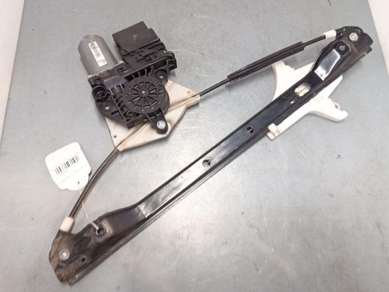 Recambio de elevalunas electrico trasero derecho para volkswagen golf plus v (5m1, 521) 1.9 tdi referencia OEM IAM 5M083902C  