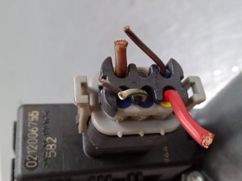 Recambio de elevalunas electrico delantero izquierdo para opel astra h (a04) 2.0 turbo (l48) referencia OEM IAM   