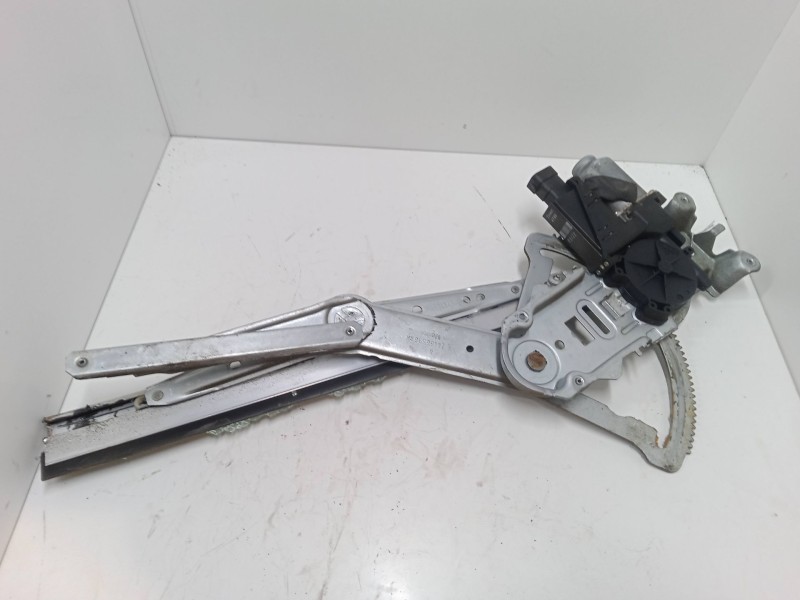 Recambio de elevalunas electrico delantero derecho para opel corsa c (x01) 1.7 dti (f08, f68) referencia OEM IAM 24466594  40070