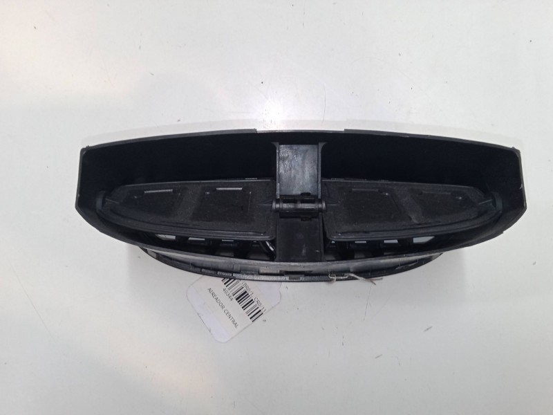 Recambio de aireador central para renault clio iii (br0/1, cr0/1) 1.5 dci (br17, cr17) referencia OEM IAM   