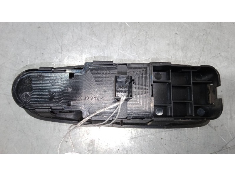 Recambio de mando elevalunas delantero izquierdo para citroën c4 picasso i monospace (ud_) 1.6 hdi referencia OEM IAM   