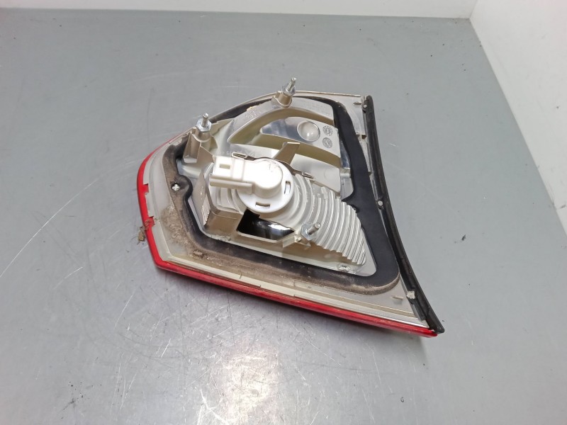 Recambio de piloto trasero porton derecho para citroën c4 picasso i monospace (ud_) 1.6 hdi referencia OEM IAM   