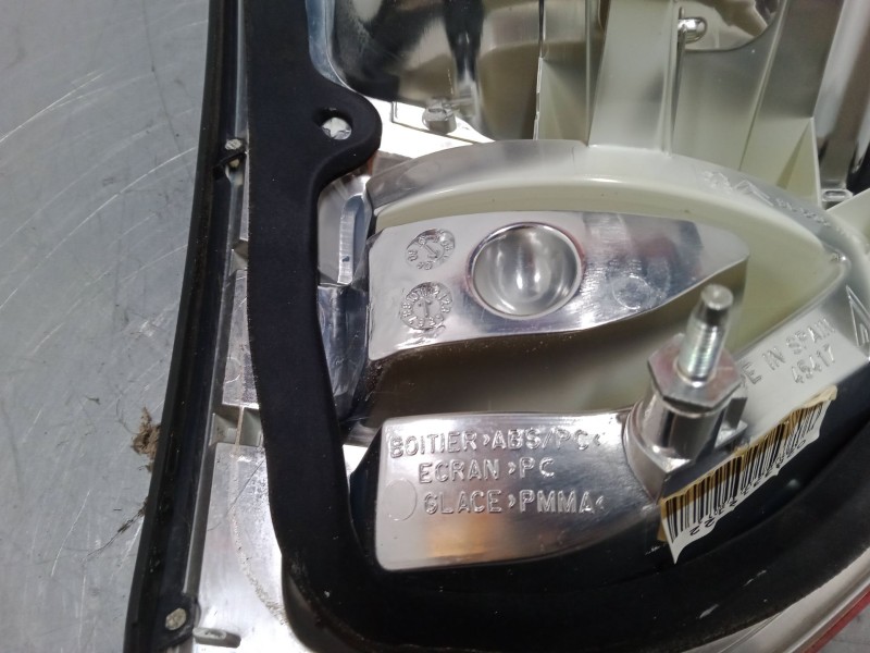 Recambio de piloto trasero porton derecho para citroën c4 picasso i monospace (ud_) 1.6 hdi referencia OEM IAM   