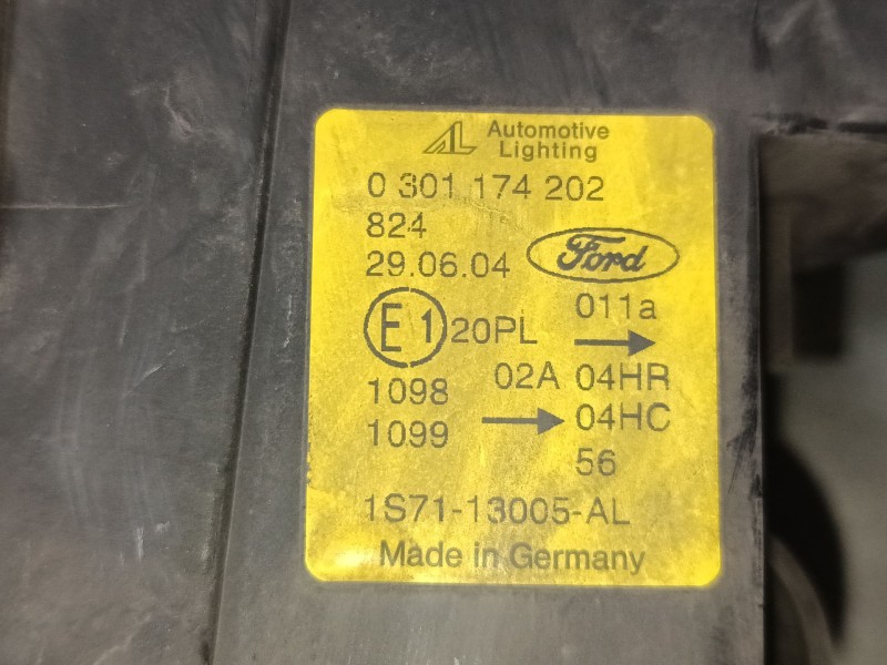 Recambio de faro derecho para ford mondeo iii sedán (b4y) 2.0 tdci referencia OEM IAM   