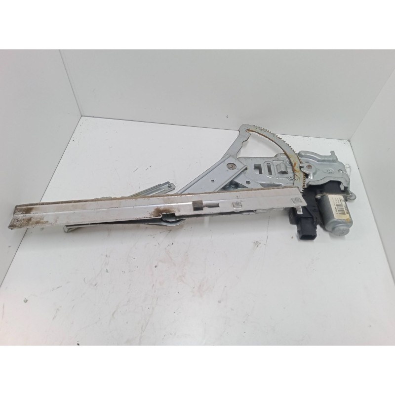 Recambio de elevalunas electrico delantero derecho para opel corsa c (x01) 1.7 dti (f08, f68) referencia OEM IAM 24466594  40070