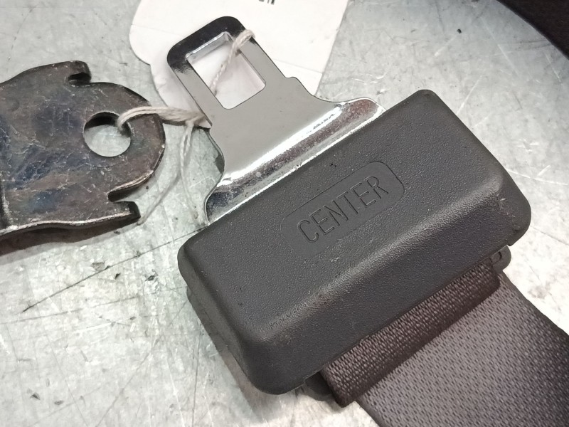 Recambio de anclaje cinturon delantero derecho para isuzu d-max i (tfr, tfs) 3.0 ditd (tfr85_) referencia OEM IAM 1053561  