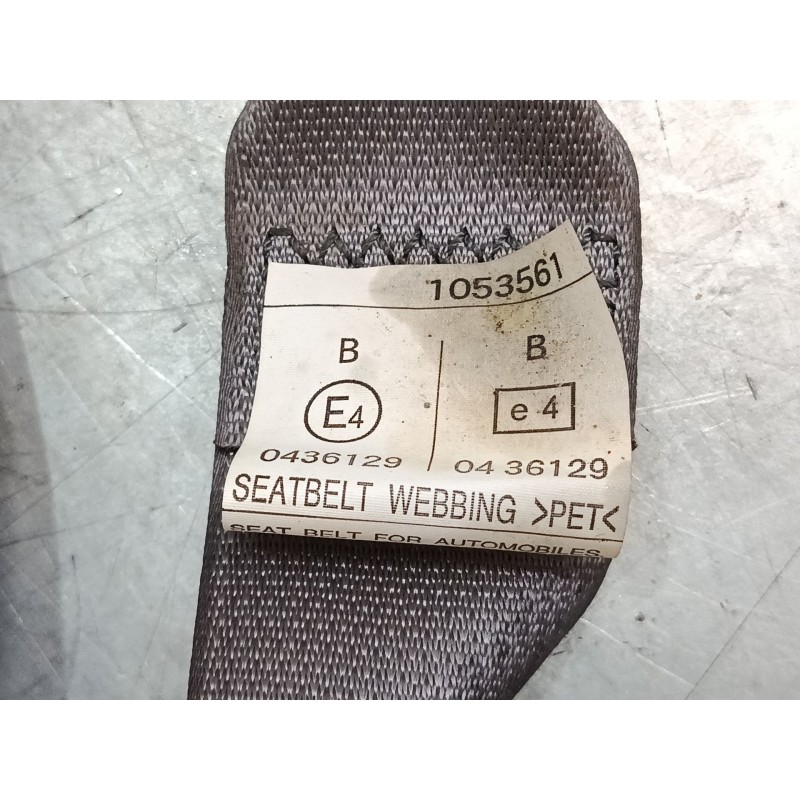 Recambio de anclaje cinturon delantero derecho para isuzu d-max i (tfr, tfs) 3.0 ditd (tfr85_) referencia OEM IAM 1053561  