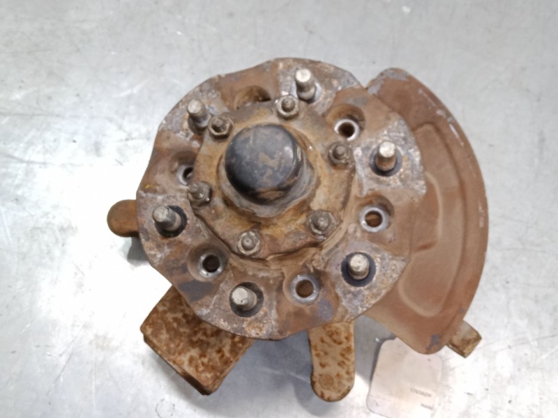 Recambio de mangueta delantera derecha para nissan terrano ii (r20) 2.7 tdi 4wd referencia OEM IAM   