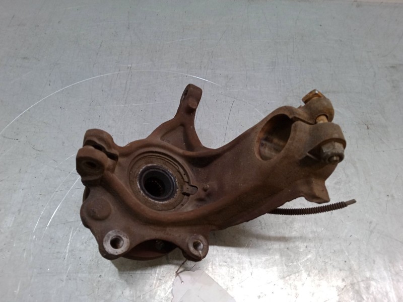 Recambio de mangueta delantera izquierda para citroën c3 ii (sc_) 1.4 referencia OEM IAM   