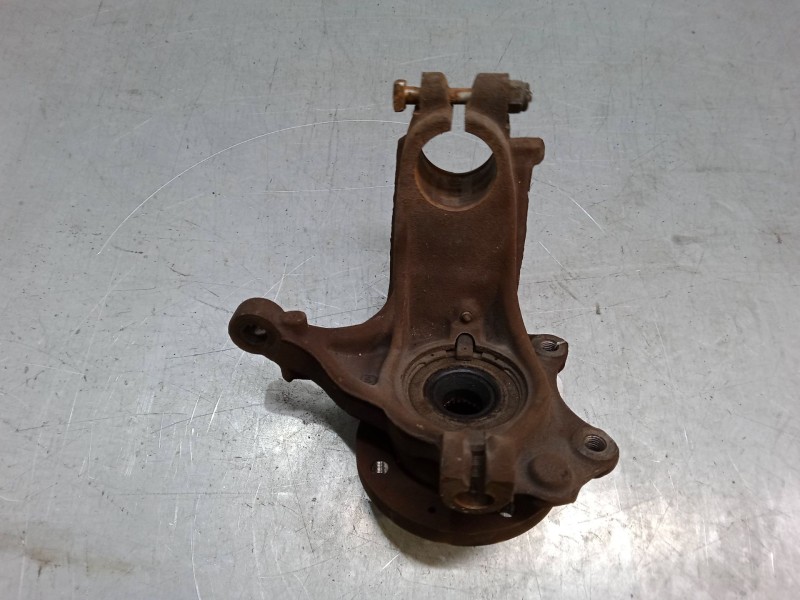 Recambio de mangueta delantera izquierda para citroën c3 ii (sc_) 1.4 referencia OEM IAM   