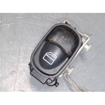MANDO ELEVALUNAS TRASERO DERECHO A2098203510 