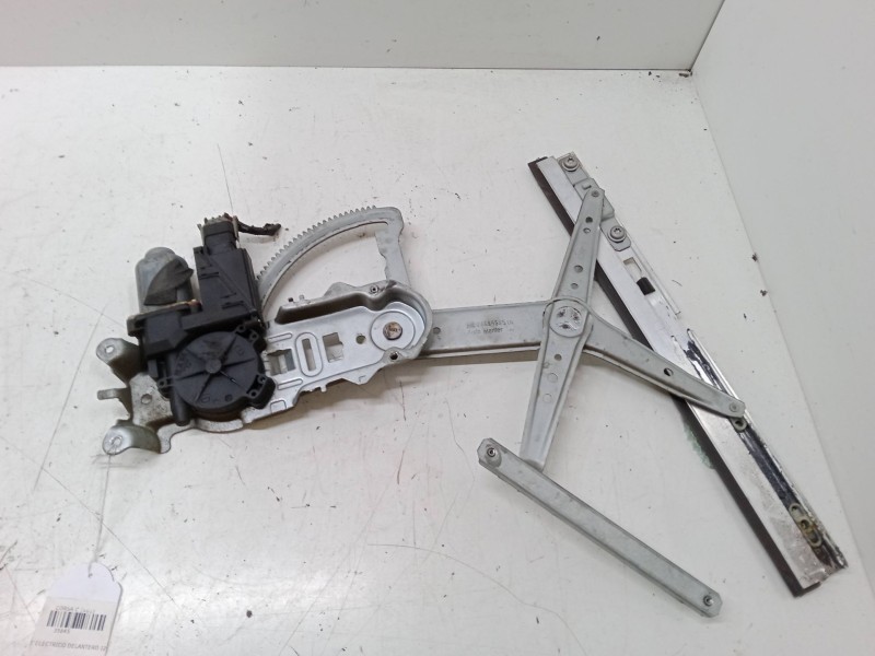 Recambio de elevalunas electrico delantero izquierdo para opel corsa c (x01) 1.7 dti (f08, f68) referencia OEM IAM 24466593  