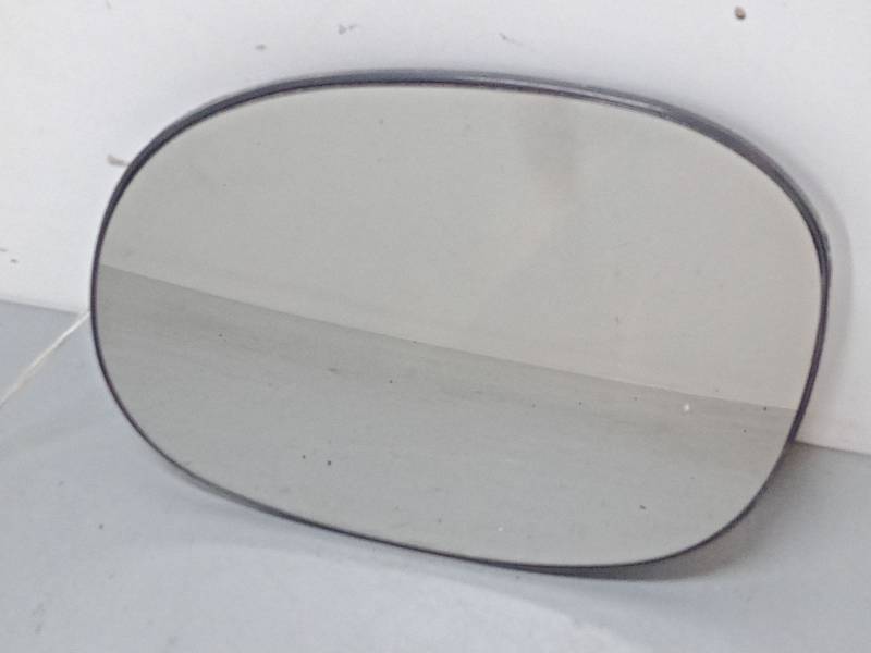 CRISTAL RETROVISOR IZQUIERDO 