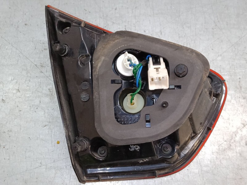 Recambio de piloto trasero porton derecho para kia rio iii (ub) 1.1 crdi referencia OEM IAM 924041W2  