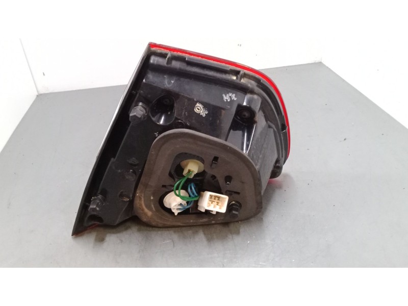 Recambio de piloto trasero porton izquierdo para kia rio iii (ub) 1.1 crdi referencia OEM IAM   