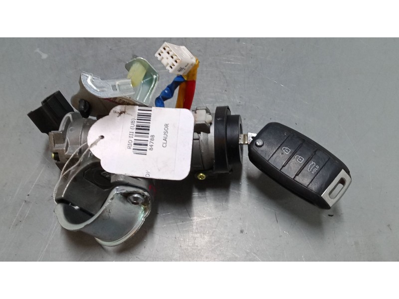 Recambio de clausor para kia rio iii (ub) 1.1 crdi referencia OEM IAM   