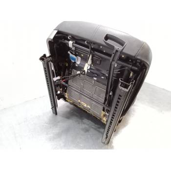 ASIENTO DELANTERO DERECHO 99752132900 