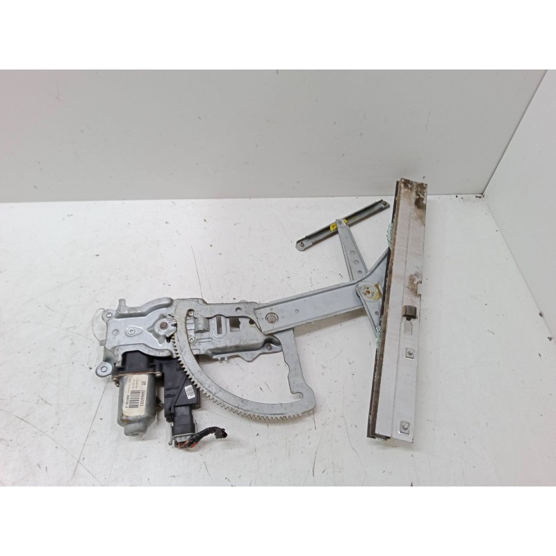 Recambio de elevalunas electrico delantero izquierdo para opel corsa c (x01) 1.7 dti (f08, f68) referencia OEM IAM 24466593  