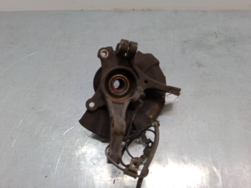 Recambio de mangueta delantera izquierda para kia rio iii (ub) 1.1 crdi referencia OEM IAM   