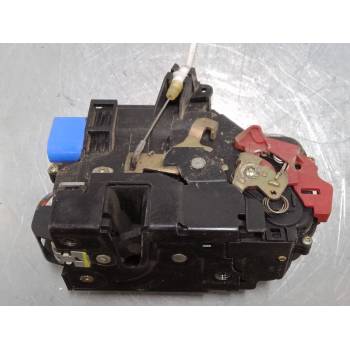 CERRADURA PUERTA DELANTERA DERECHA 3D1837016 