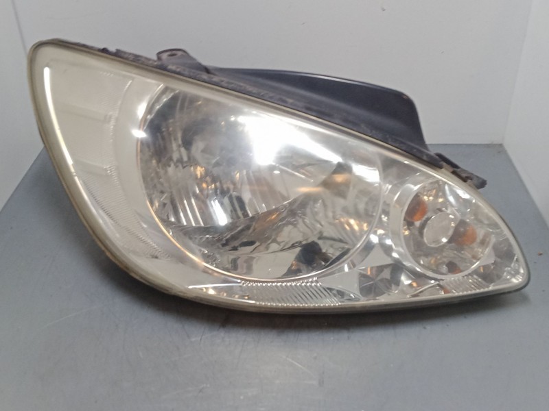 Recambio de faro derecho para hyundai getz (tb) 1.1 referencia OEM IAM 082211141R  