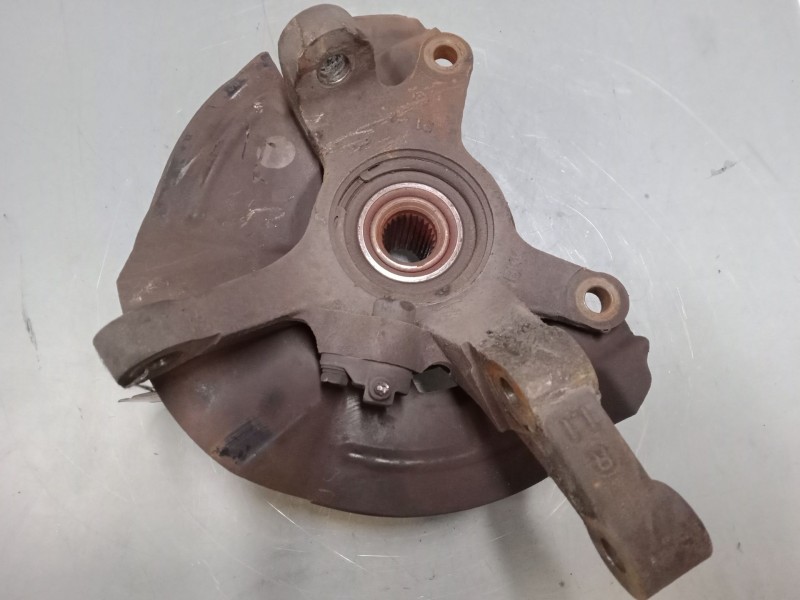 Recambio de mangueta delantera derecha para hyundai getz (tb) 1.1 referencia OEM IAM   