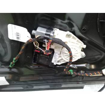 ELEVALUNAS ELECTRICO DELANTERO DERECHO 99762418203 