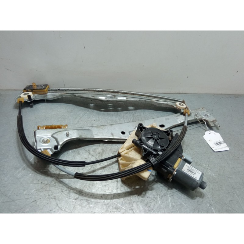 Recambio de elevalunas electrico delantero izquierdo para citroën c4 cactus 1.2 vti 82 referencia OEM IAM 9674252380  