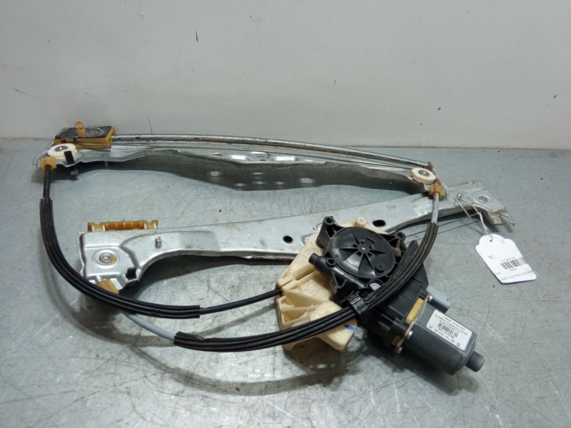 Recambio de elevalunas electrico delantero izquierdo para citroën c4 cactus 1.2 vti 82 referencia OEM IAM 9674252380  