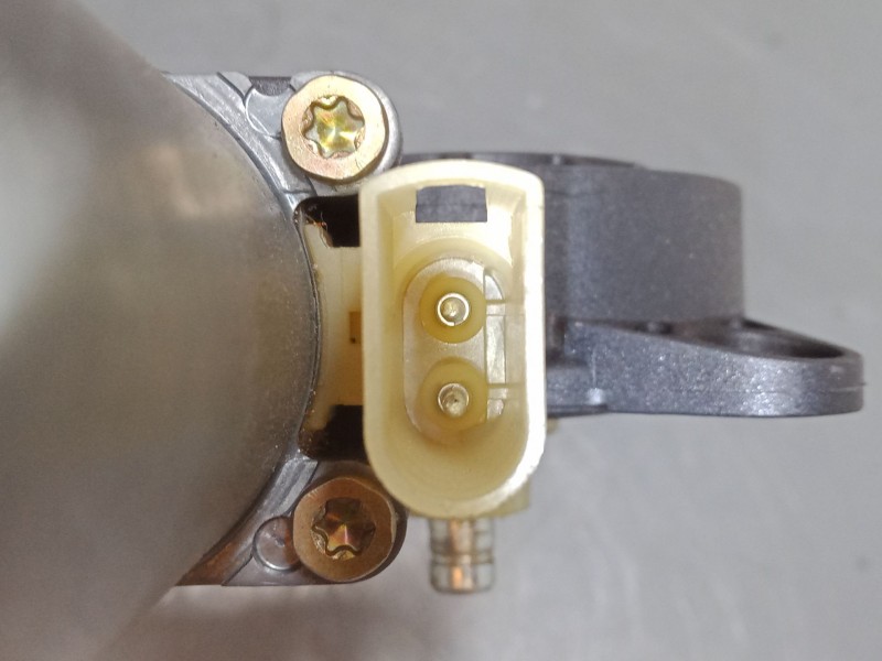 Recambio de motor elevaluna delantero derecho para ford fusion (ju_) 1.6 referencia OEM IAM 0130821939  