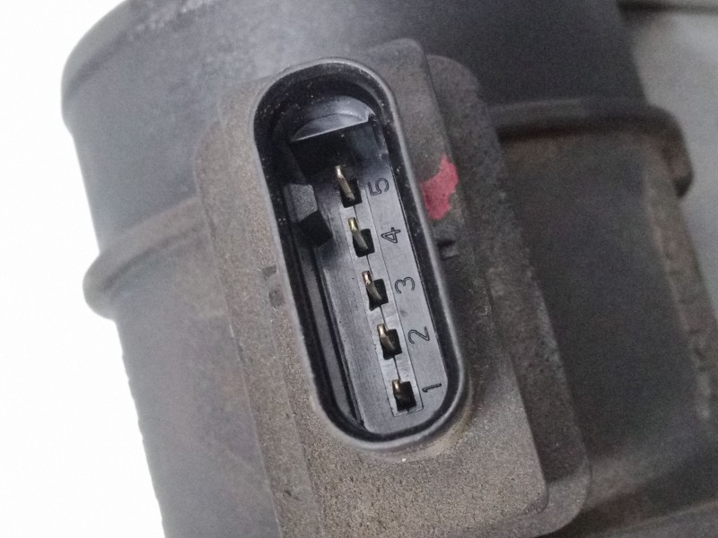 Recambio de caudalimetro para kia cee´d hatchback (ed) 1.6 crdi 90 referencia OEM IAM 281642A500  