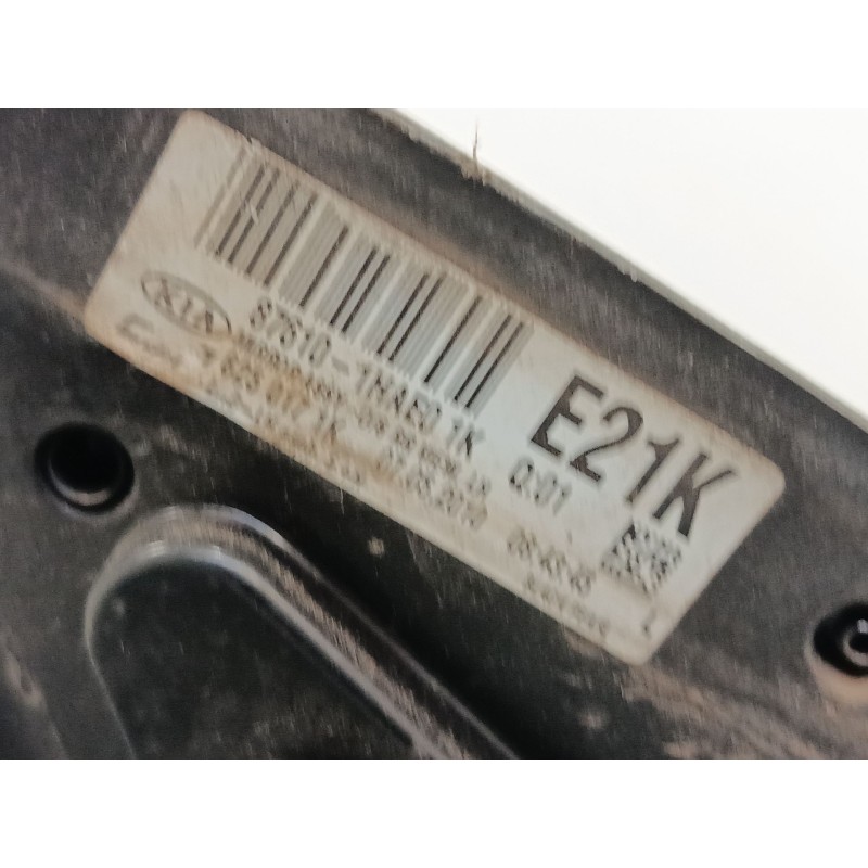 Recambio de retrovisor electrico izquierdo para kia cee´d hatchback (ed) 1.6 crdi 90 referencia OEM IAM   