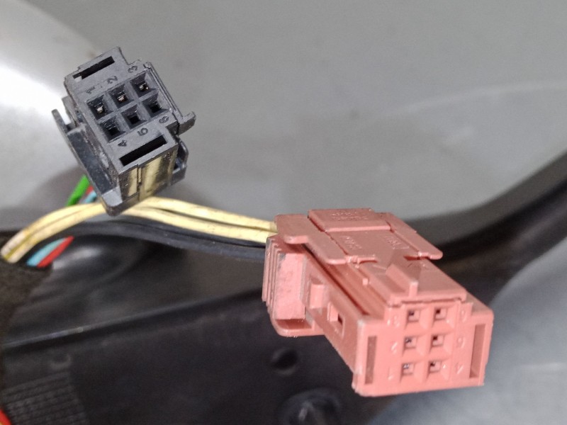 Recambio de retrovisor electrico izquierdo para peugeot 208 i (ca_, cc_) 1.2 vti 82 referencia OEM IAM   