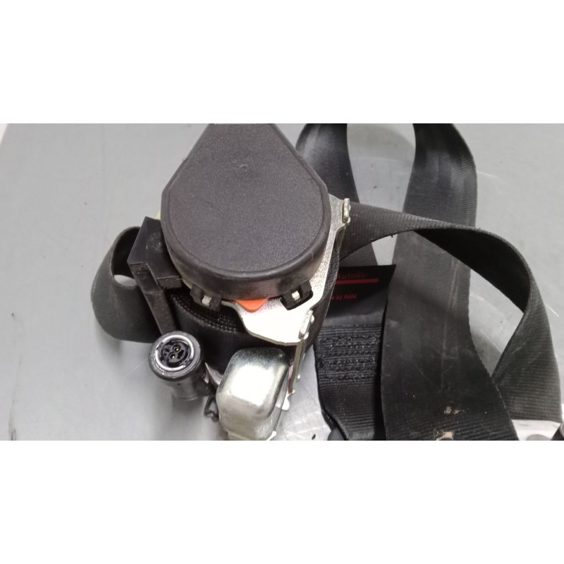 Recambio de cinturon seguridad delantero izquierdo para peugeot 208 i (ca_, cc_) 1.2 vti 82 referencia OEM IAM   