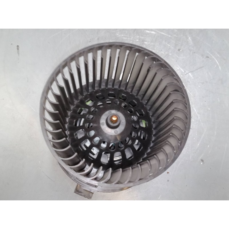 Recambio de motor calefaccion para peugeot 208 i (ca_, cc_) 1.2 vti 82 referencia OEM IAM T1013140A  